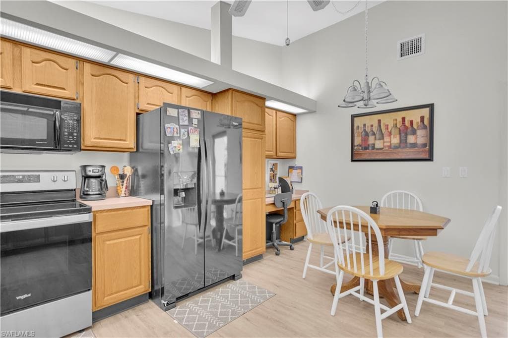 1251 Broadwater DR, FORT MYERS FL 33919-10