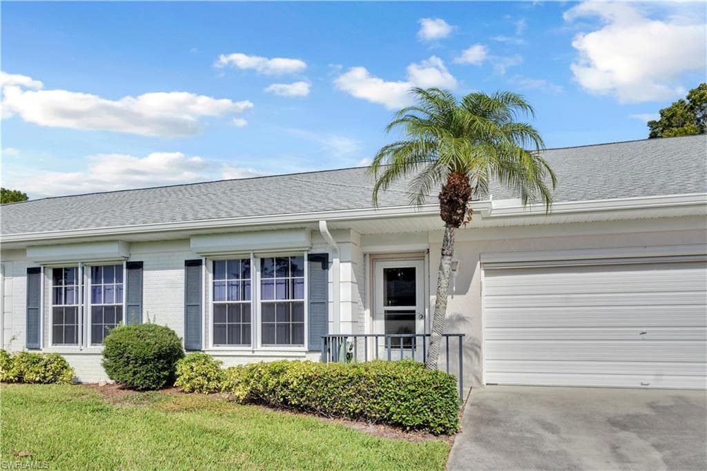 1251 Broadwater DR, FORT MYERS FL 33919-39