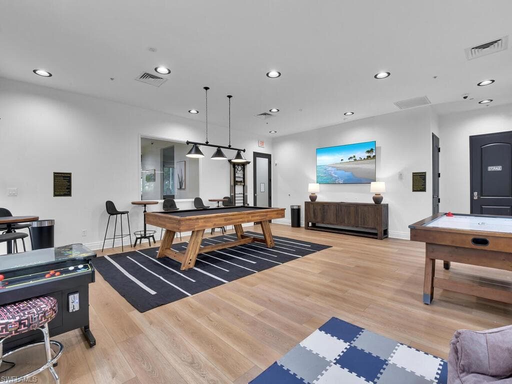 10538 Carolina Willow DR, FORT MYERS FL 33913-38