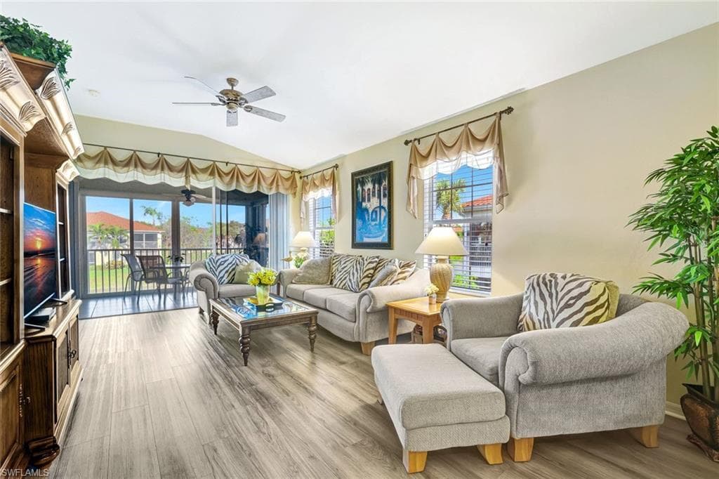 10910 Santa Margherita RD # 204, ESTERO FL 34135-1