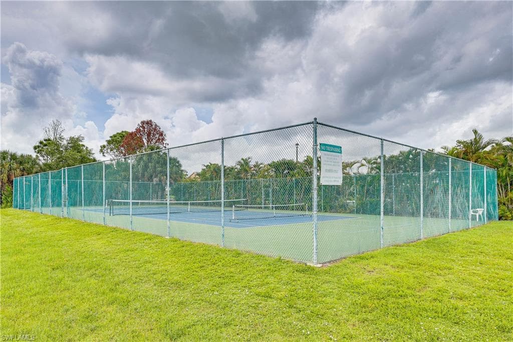 6030 Perthshire LN, FORT MYERS FL 33908-38