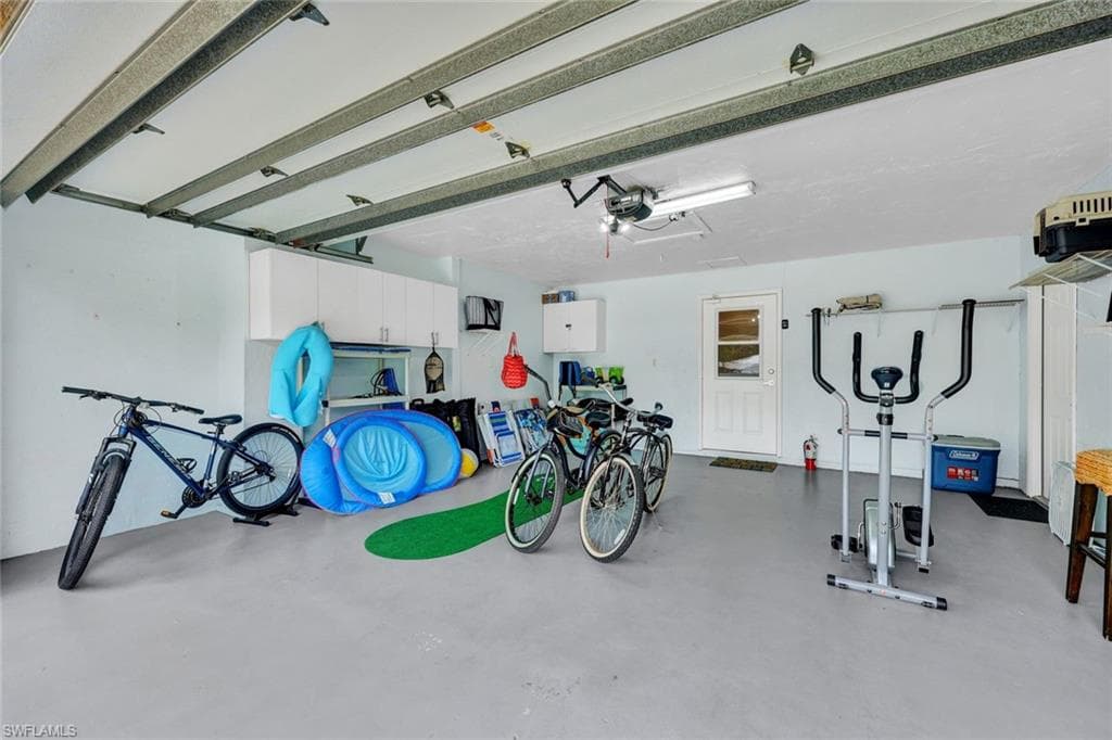 122 Palm River BLVD, NAPLES FL 34110-26