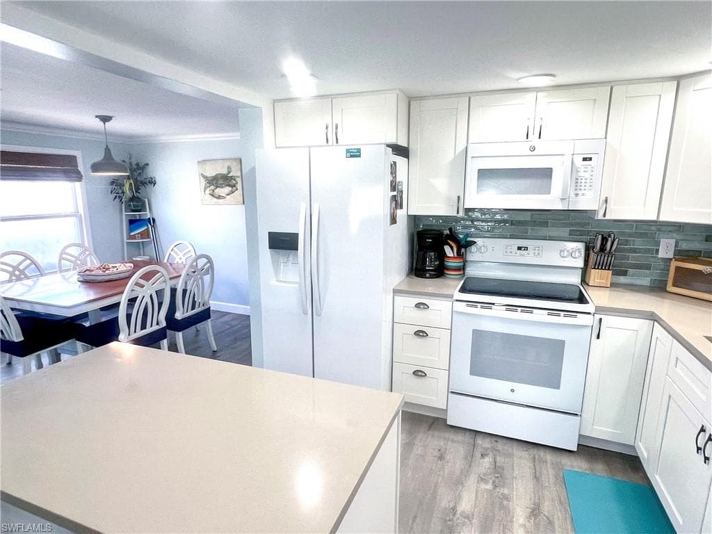 11331 Azalea LN, FORT MYERS BEACH FL 33931-16