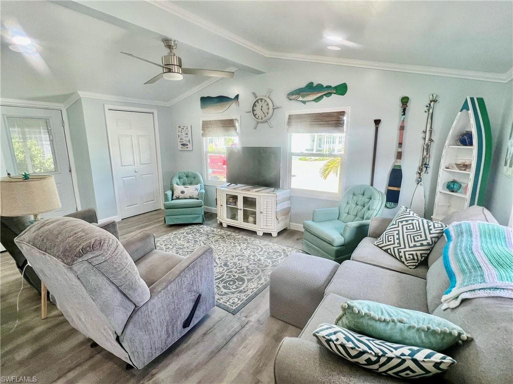 11331 Azalea LN, FORT MYERS BEACH FL 33931-9