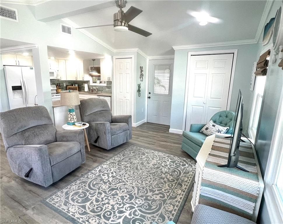 11331 Azalea LN, FORT MYERS BEACH FL 33931-10