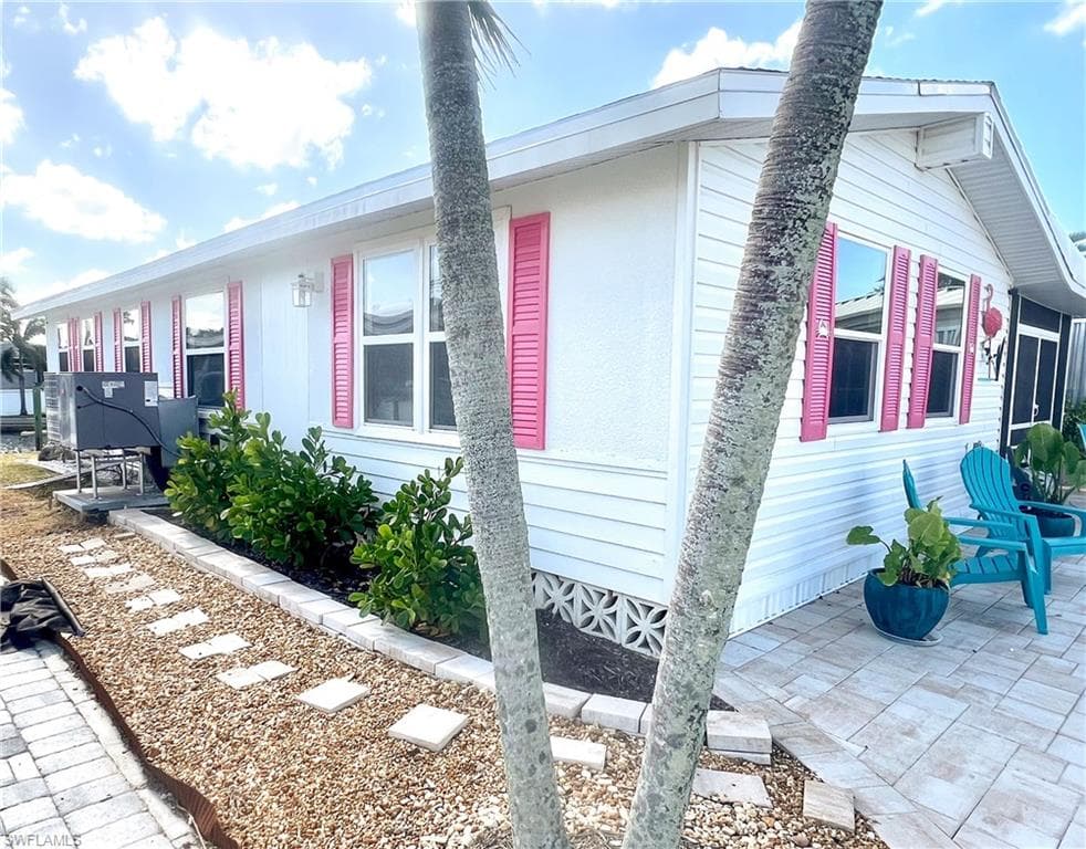 11331 Azalea LN, FORT MYERS BEACH FL 33931-39