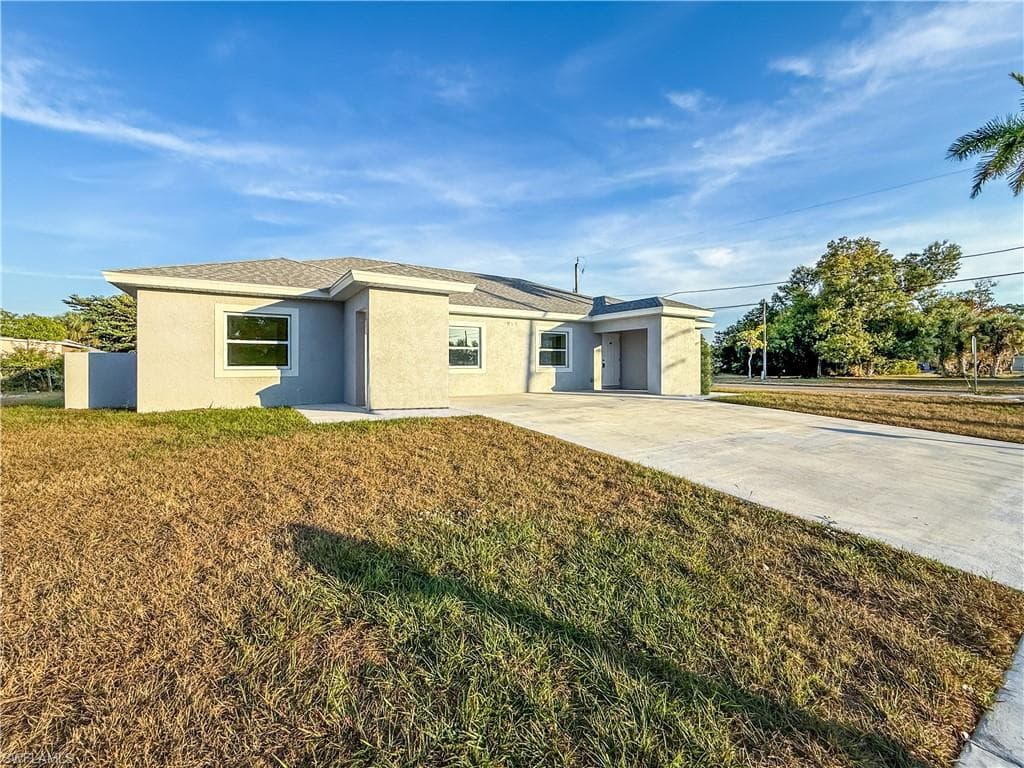 2955 Dunbar AVE Apt B, FORT MYERS FL 33916-1