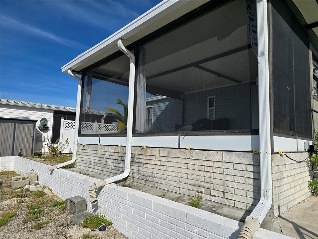 4701 Leilani LN-15