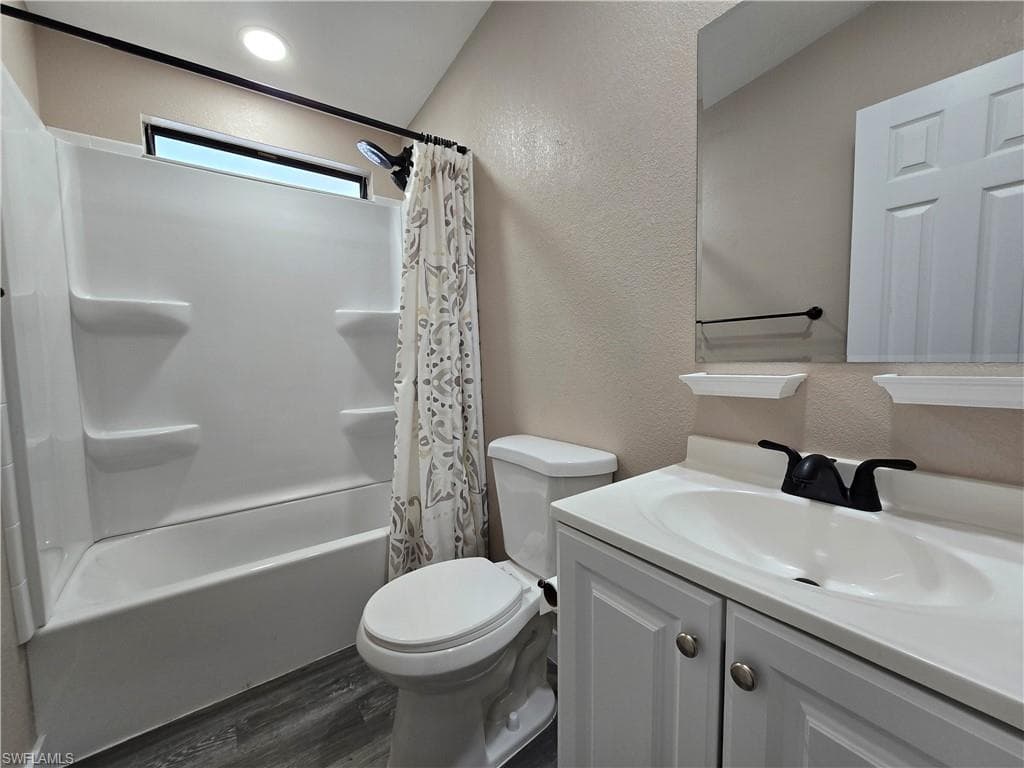4701 Leilani LN-9