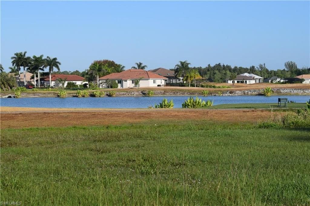 18001 Bluewater DR, NAPLES FL 34114-4