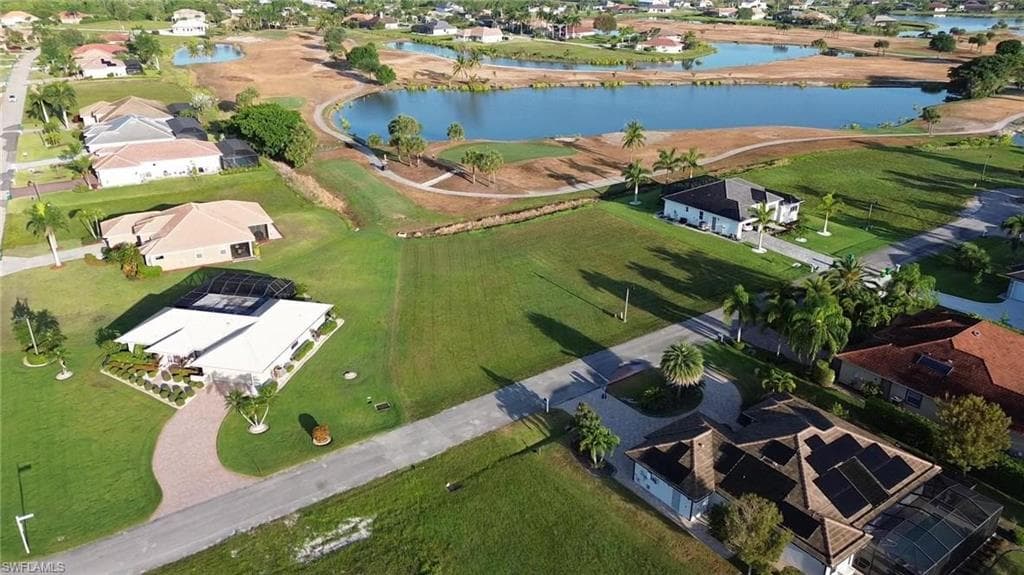 18001 Bluewater DR, NAPLES FL 34114-3