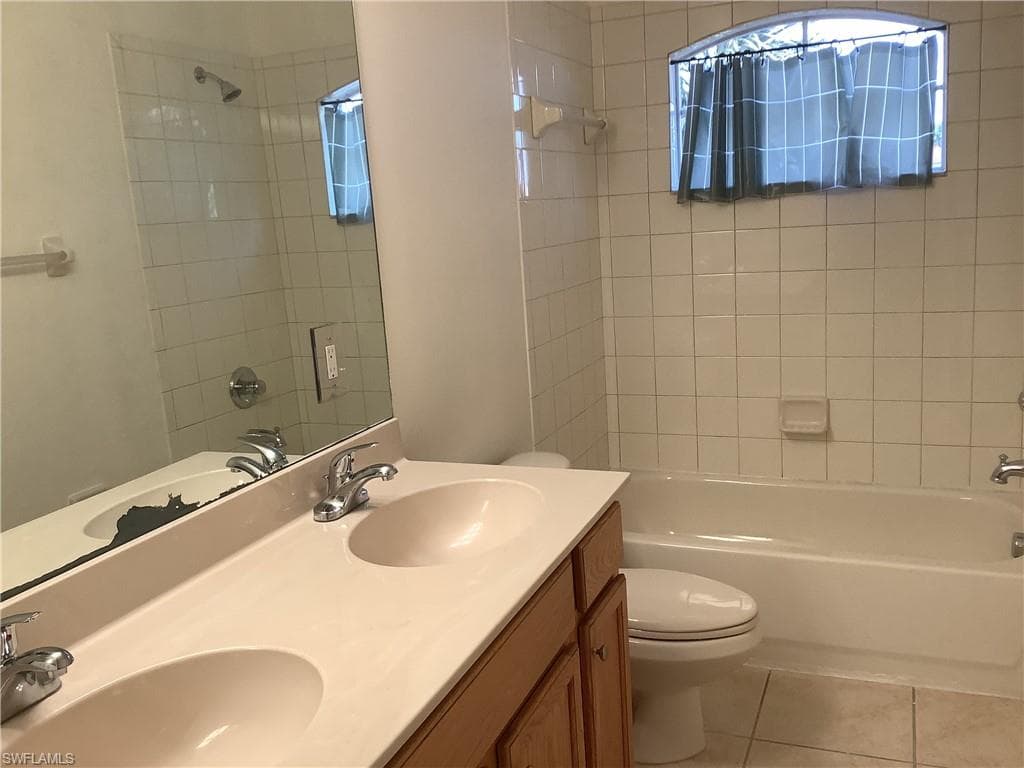 11746 Eros RD, LEHIGH ACRES FL 33971-12