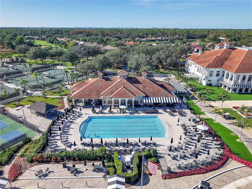 5893 Three Iron DR # 1604, NAPLES FL 34110-35