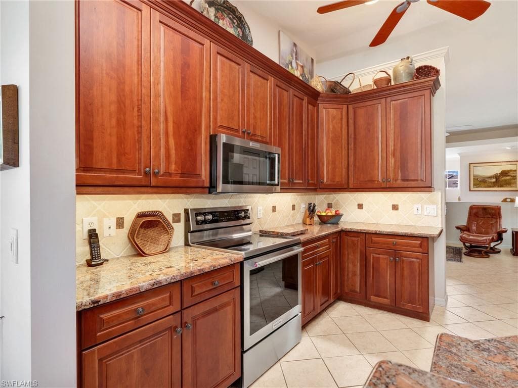 5893 Three Iron DR # 1604, NAPLES FL 34110-4