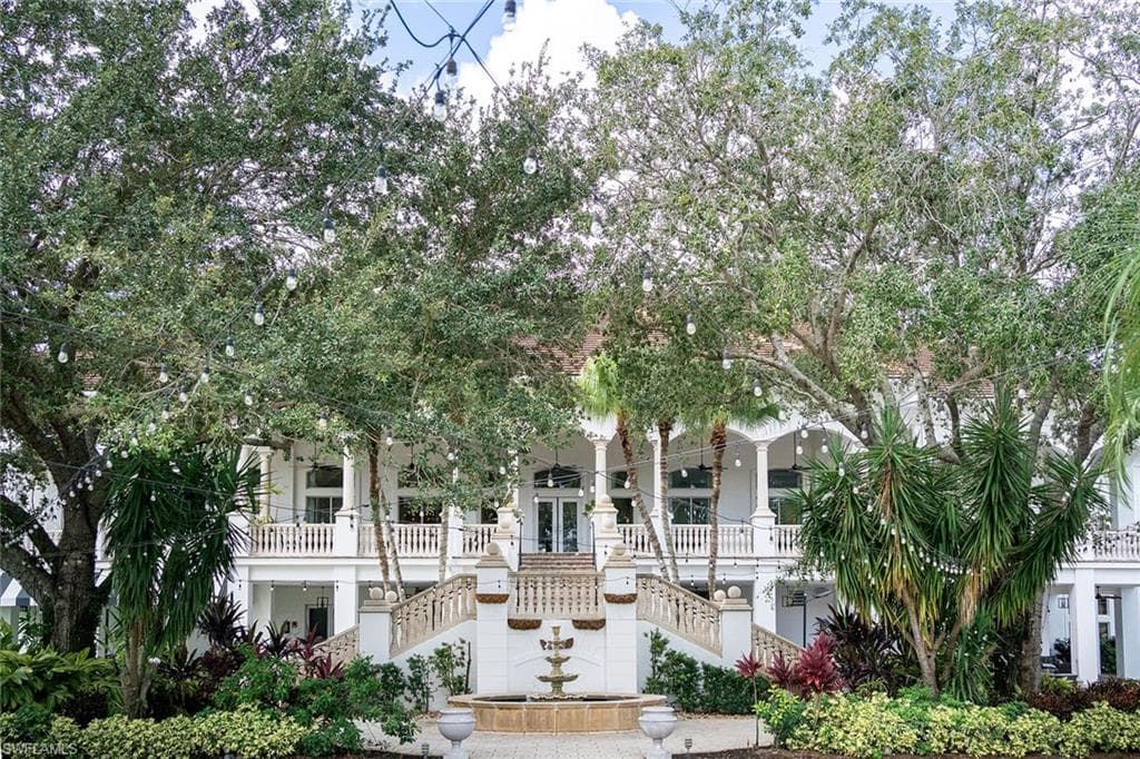 5893 Three Iron DR # 1604, NAPLES FL 34110-40