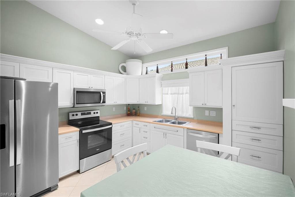 15253 Cortona WAY, NAPLES FL 34120-2