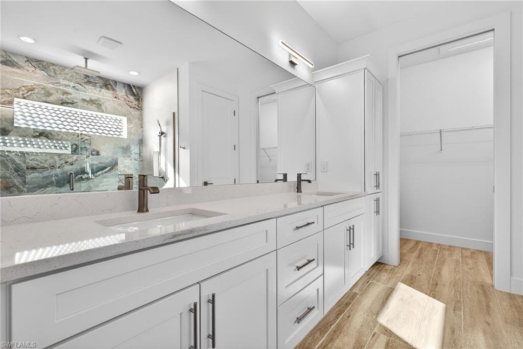 8613 Banyan Bay BLVD-22