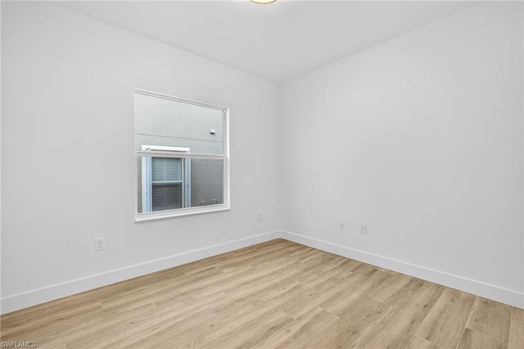 8613 Banyan Bay BLVD-26