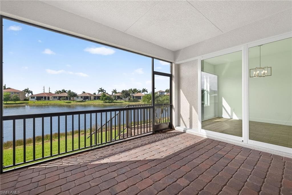 8613 Banyan Bay BLVD-31