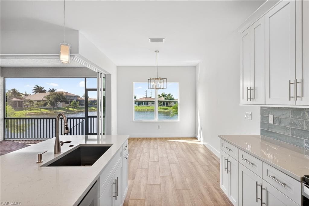8613 Banyan Bay BLVD-14