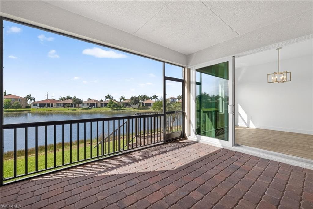 8613 Banyan Bay BLVD-30