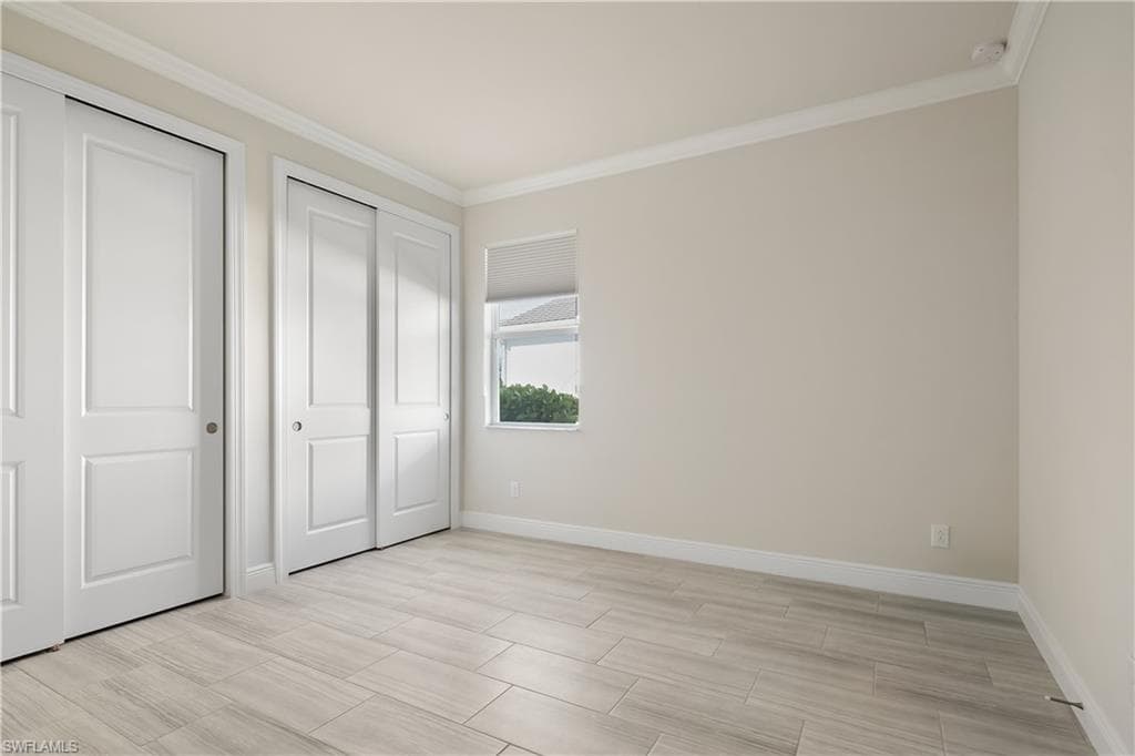 8999 Redonda DR, NAPLES FL 34114-32