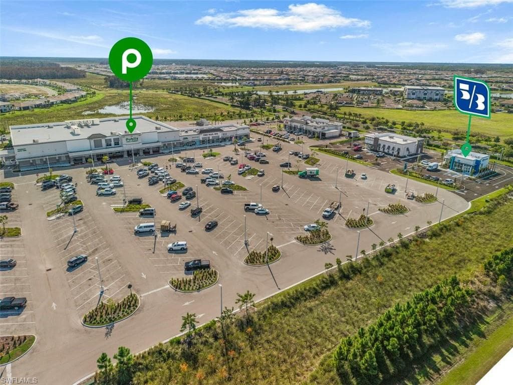 20200 Slalom Course CT, ESTERO FL 33928-17