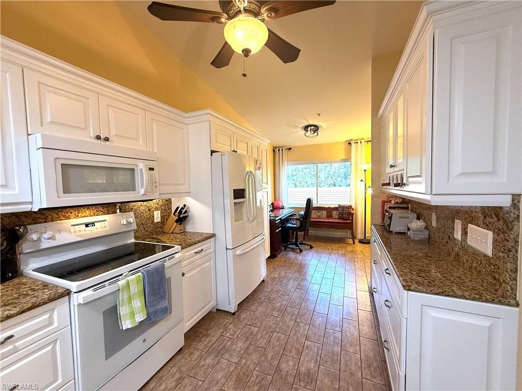 6680 Beach Resort DR # 1210, NAPLES FL 34114-2