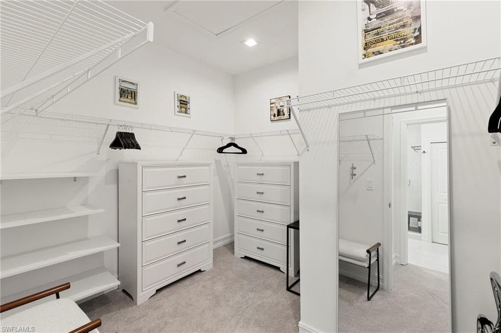 7480 Rockefeller DR, NAPLES FL 34119-16