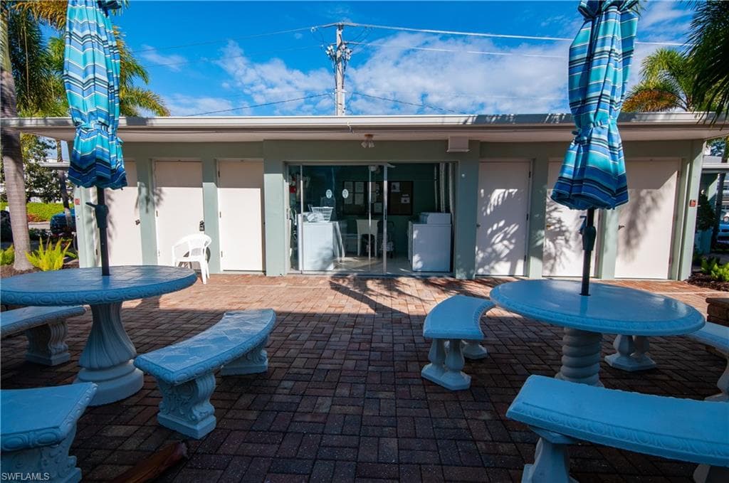 641 12th AVE S # 641, NAPLES FL 34102-16