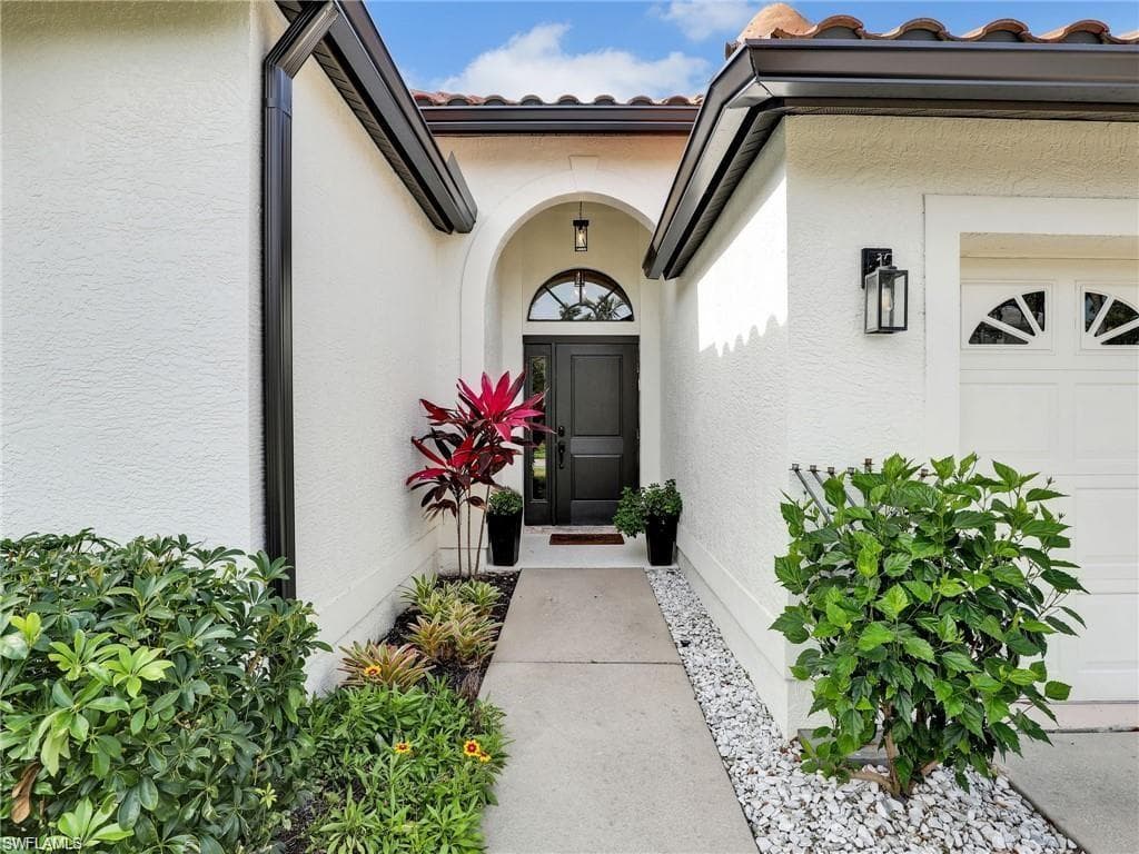 8850 Springwood CT-6