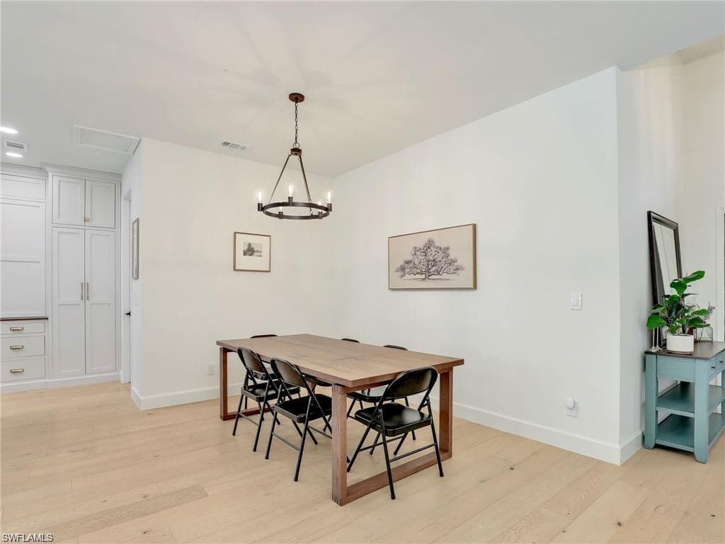 8850 Springwood CT-9