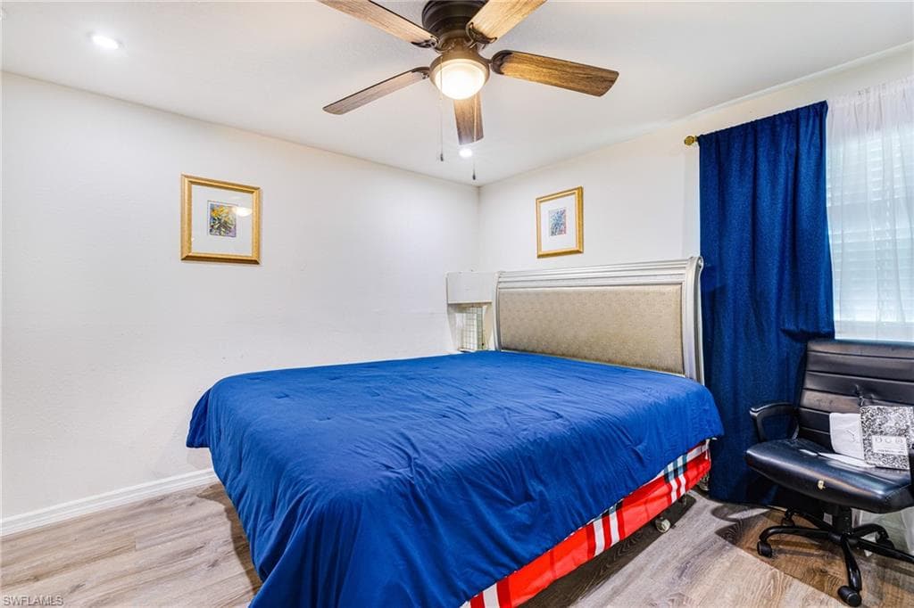 2012 Wright ST, FORT MYERS FL 33916-6