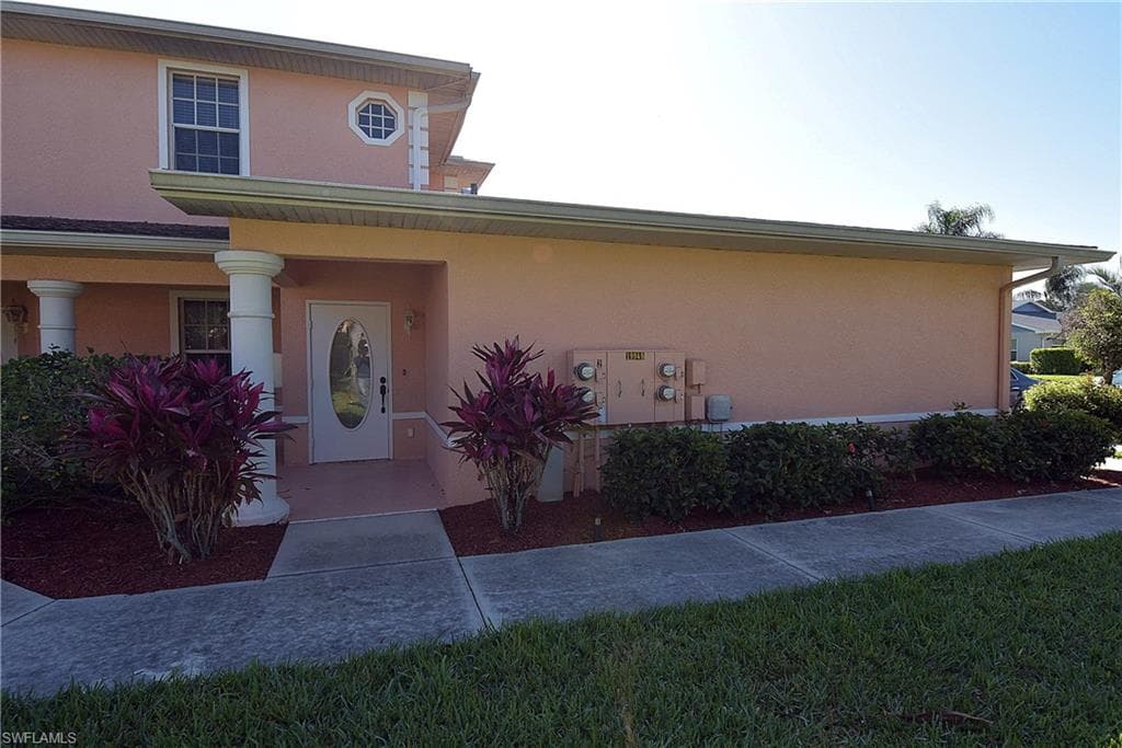 19949 Lake Vista CIR # 16C, LEHIGH ACRES FL 33936-2