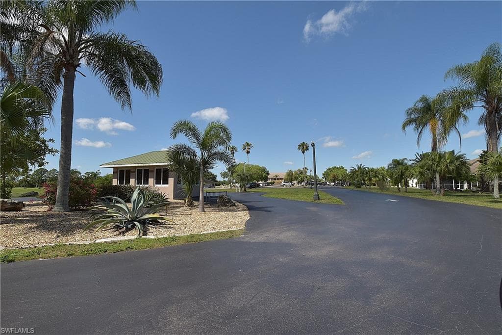19949 Lake Vista CIR # 16C, LEHIGH ACRES FL 33936-19
