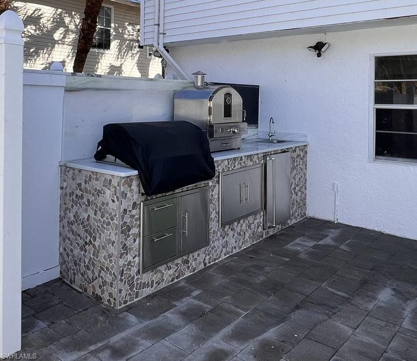 9225 Dimmick DR, SANIBEL FL 33957-22