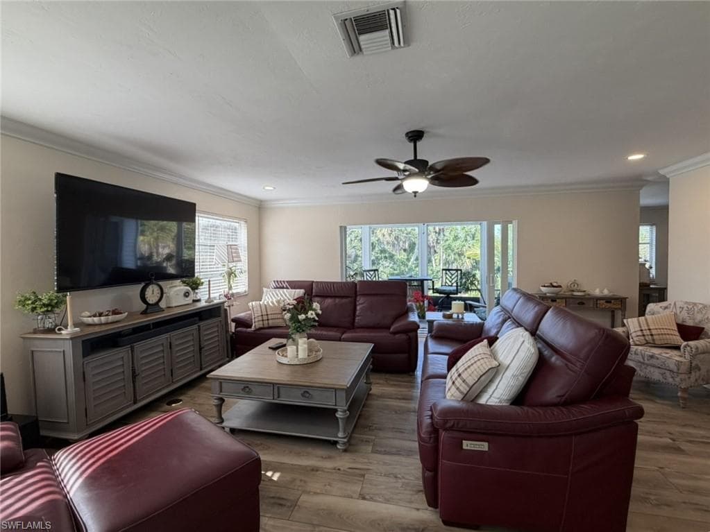 9225 Dimmick DR, SANIBEL FL 33957-5