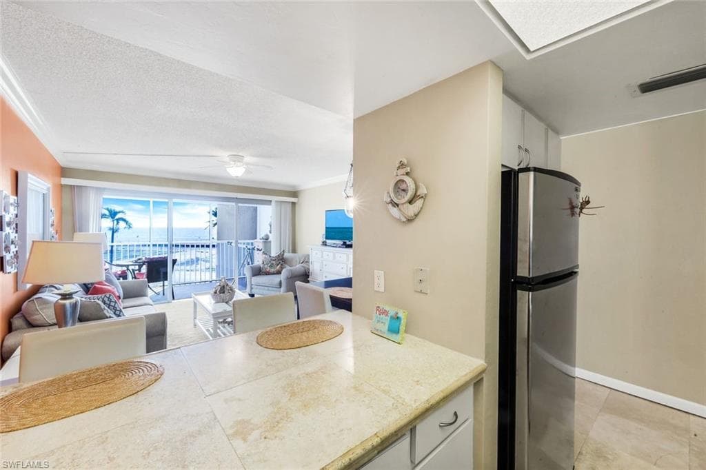 25830 Hickory BLVD # 101, BONITA SPRINGS FL 34134-7