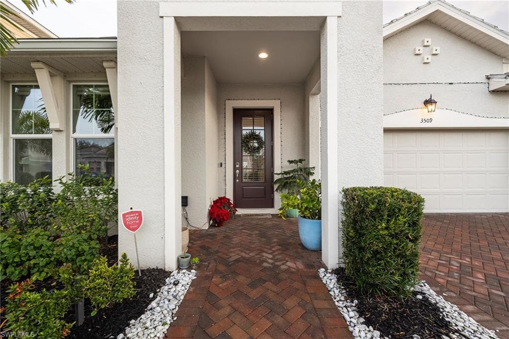 3509 Pilot CIR, NAPLES FL 34120-1