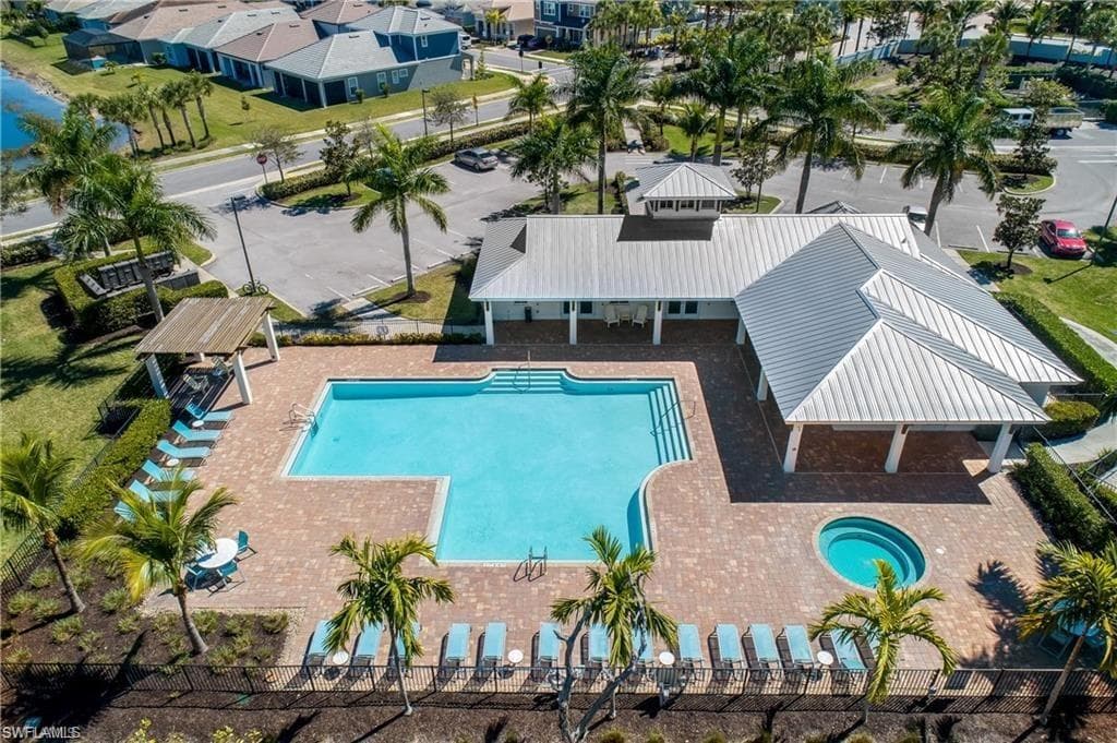 3509 Pilot CIR, NAPLES FL 34120-46