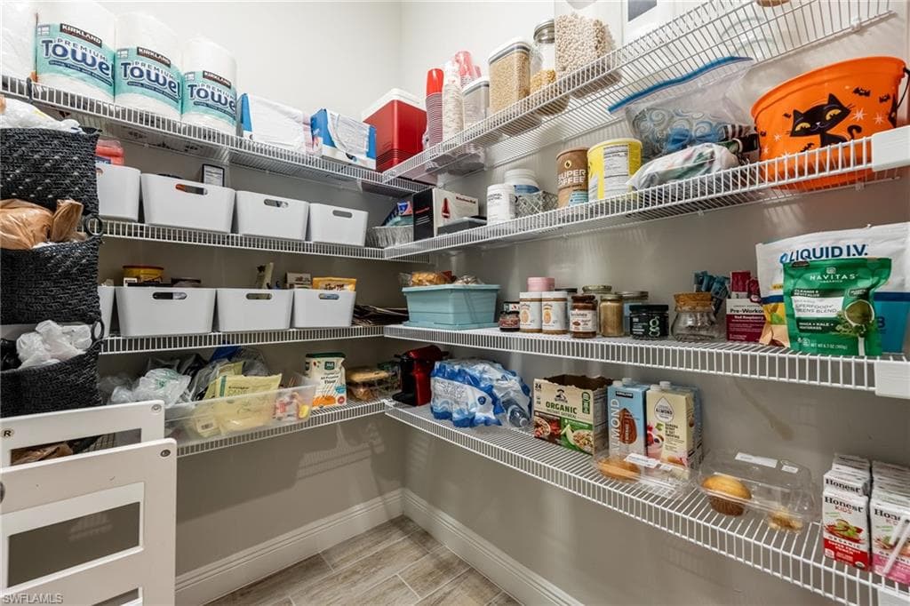 3509 Pilot CIR, NAPLES FL 34120-13