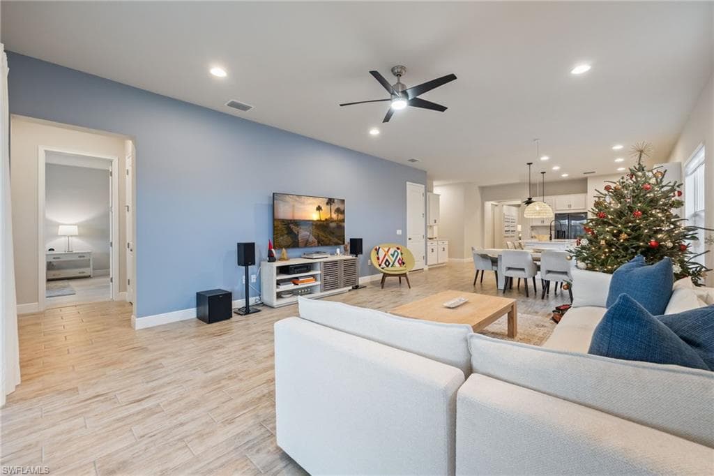 3509 Pilot CIR, NAPLES FL 34120-18