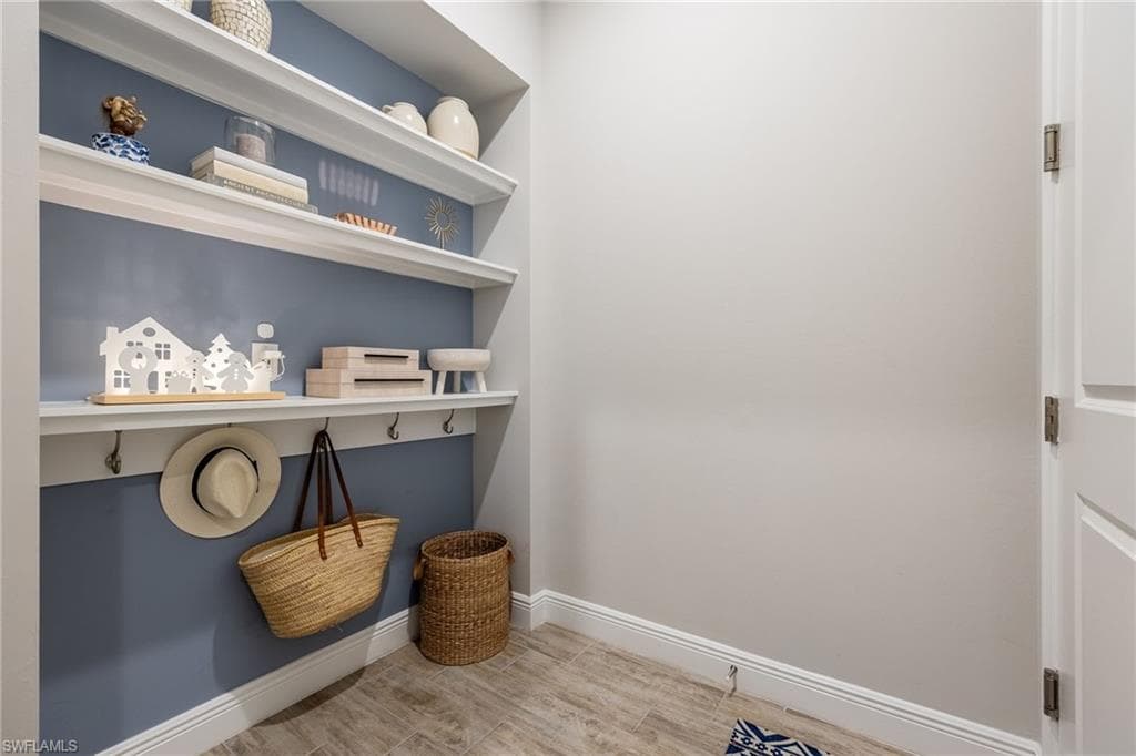 3509 Pilot CIR, NAPLES FL 34120-30