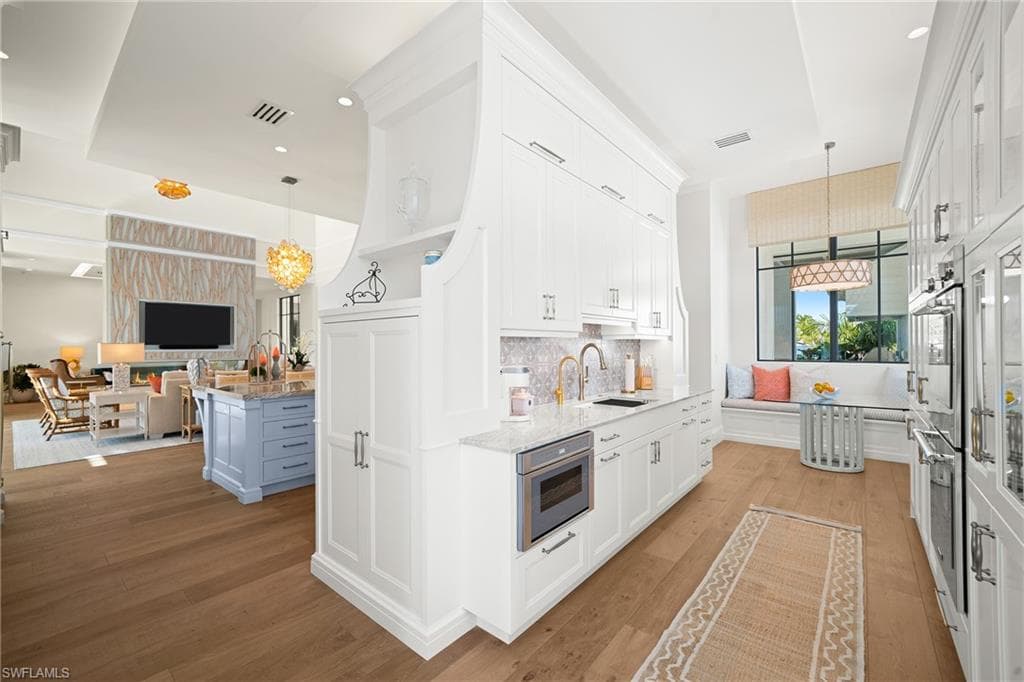 99 Saint Lucia LN, BONITA SPRINGS FL 34134-11