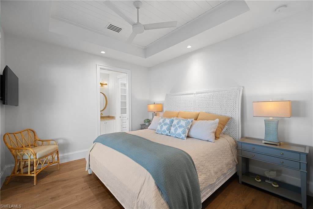 99 Saint Lucia LN, BONITA SPRINGS FL 34134-33
