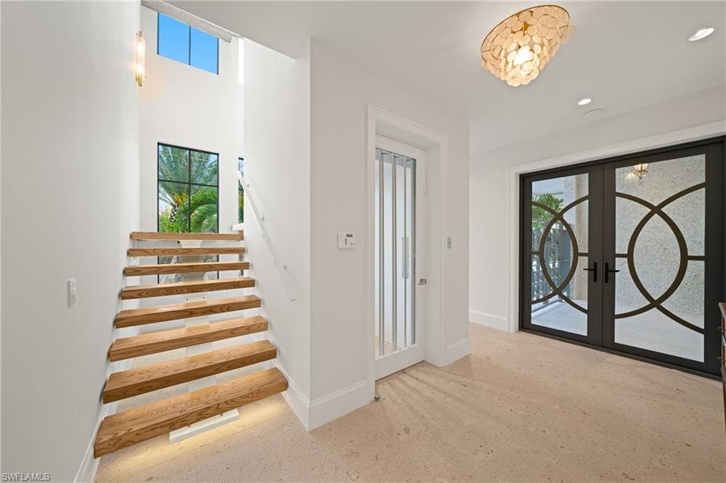 99 Saint Lucia LN, BONITA SPRINGS FL 34134-40