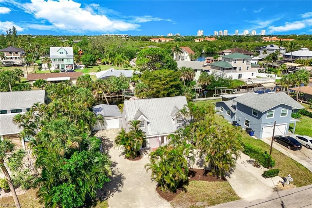 27269 Gasparilla DR, BONITA SPRINGS FL 34135-23