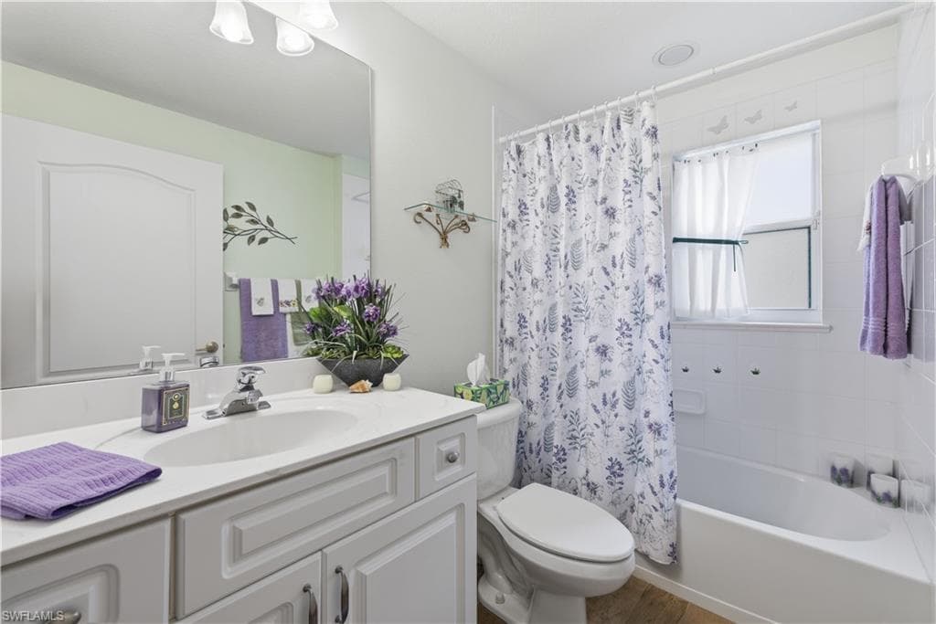 8167 Ibis Cove CIR # A108, NAPLES FL 34119-9