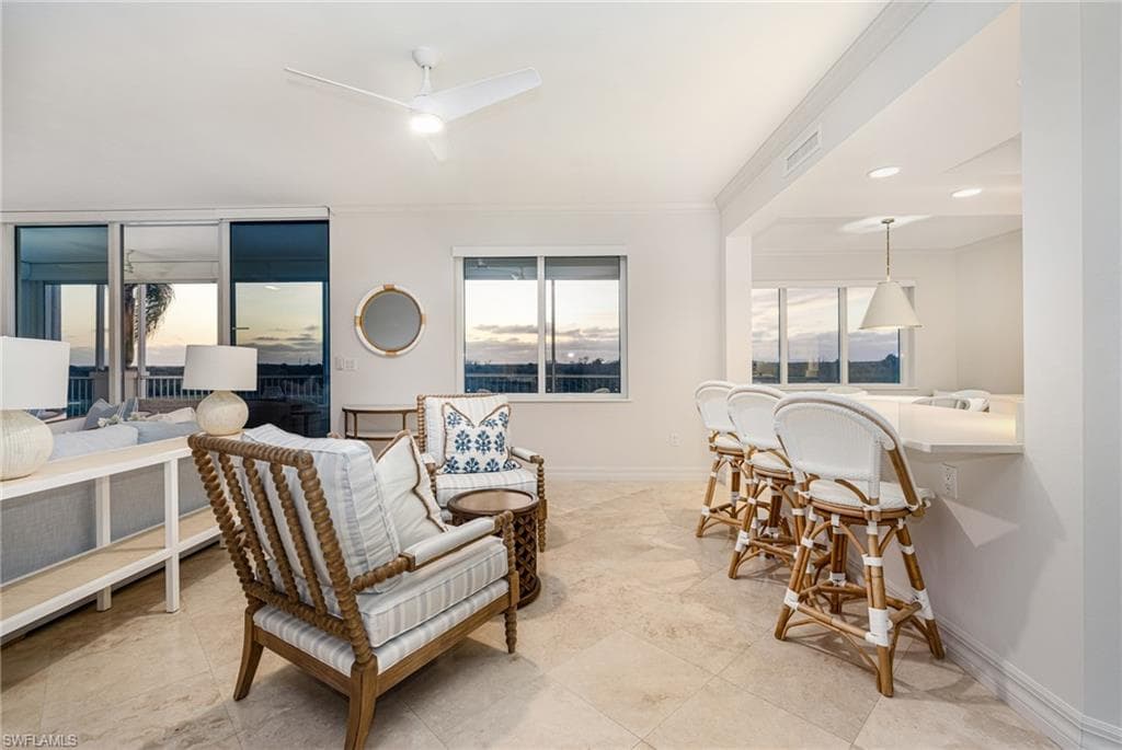 4761 West Bay BLVD # 203, ESTERO FL 33928-10