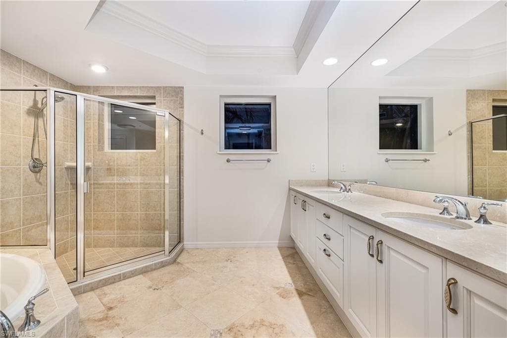 4761 West Bay BLVD # 203, ESTERO FL 33928-20